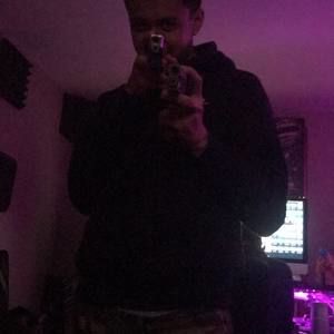 Meet your Posher, Diego